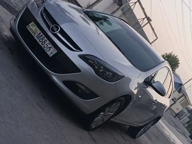 Opel Astra J
