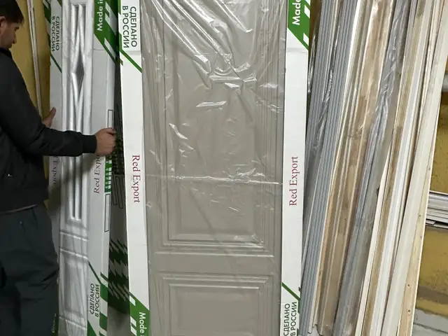 Дверь, Душанбе
