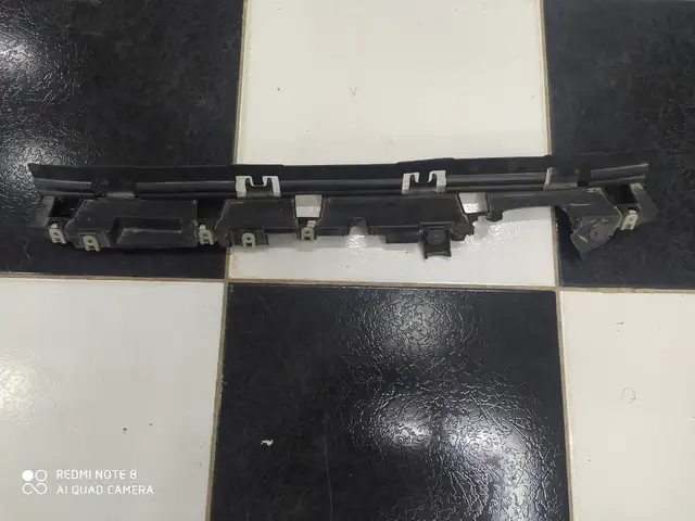 Крышка поперечной балки передней подвески на BMW G30, Душанбе