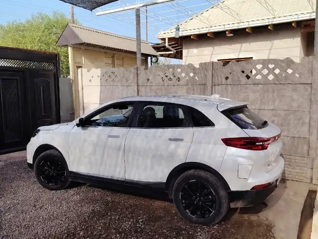 Dongfeng L7