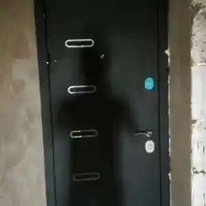 Железная дверь, Душанбе
