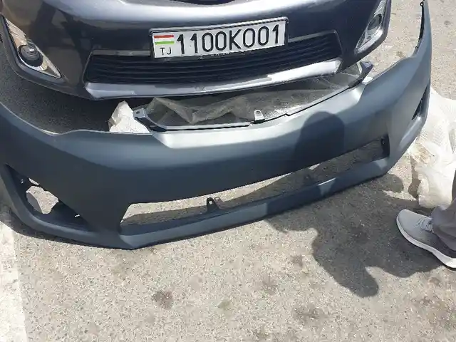 Передний бампер на Toyota Camry 3, Душанбе