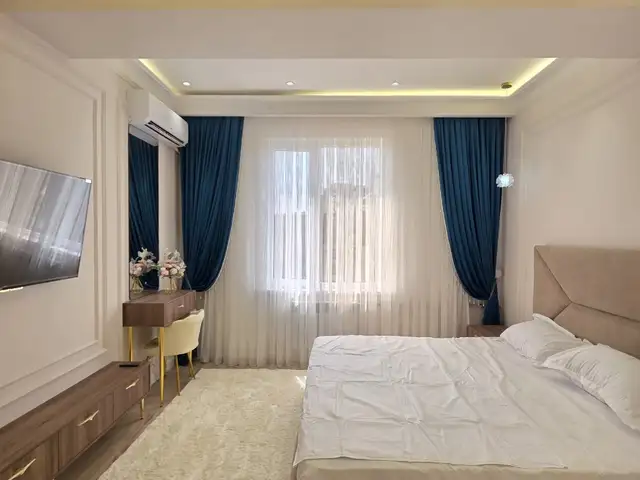 3-комн. квартира, 14 этаж, 83 м², Исмоили Сомони, Душанбе