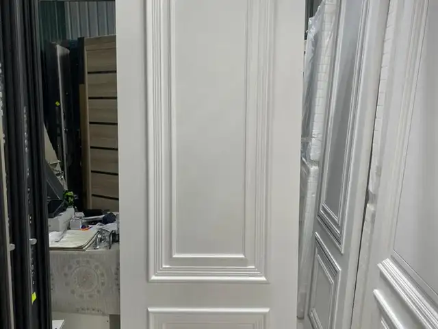 Дверь Багет, Душанбе