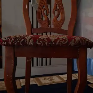 Стулья, Душанбе