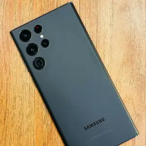Samsung Galaxy S22 ulta, Худжанд