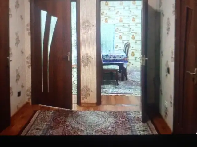 Комната в 3-комн. квартире, 2 этаж, 60м², Шохмансур, Душанбе