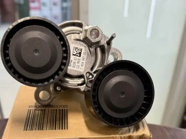 Натяжитель ремня на BMW F10 F30 F15 мотор N47 N57, Худжанд
