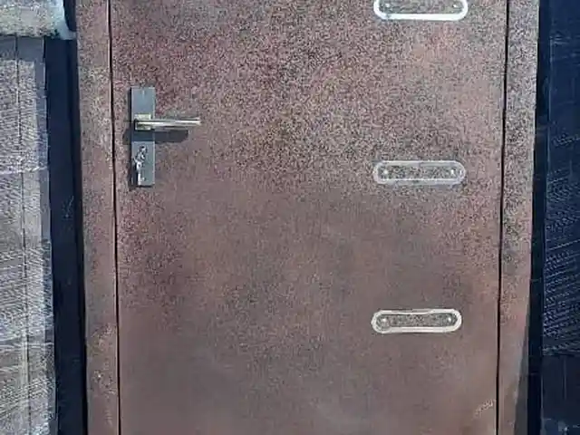 Дверь, Душанбе