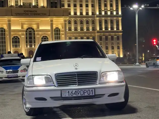 Mercedes-Benz C class
