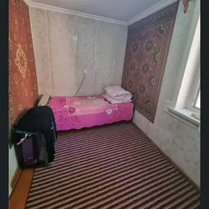 3-комн. квартира, 4 этаж, 44 м², 31мкр, Худжанд