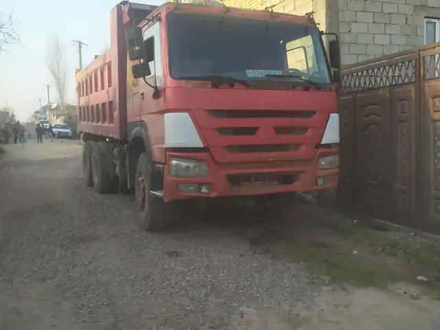 Самосвал 3563, 2011, Душанбе