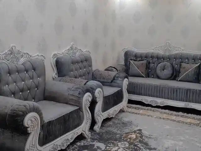 Диван с креслами, Душанбе