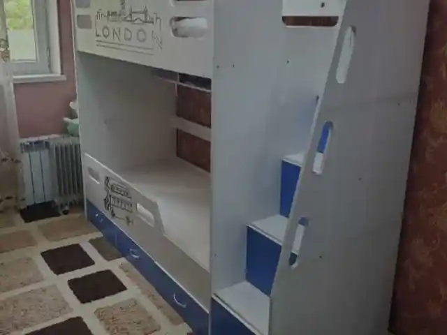 Двухъярусная кровать, Душанбе