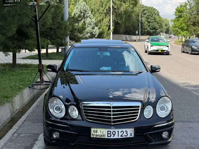 Mercedes-Benz E class