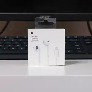 Проводные наушники EarPods Lightning, Душанбе