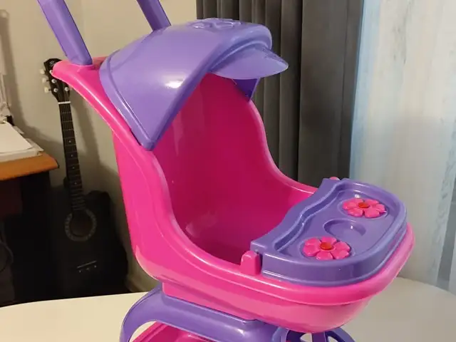 Игрушечная коляска, Душанбе