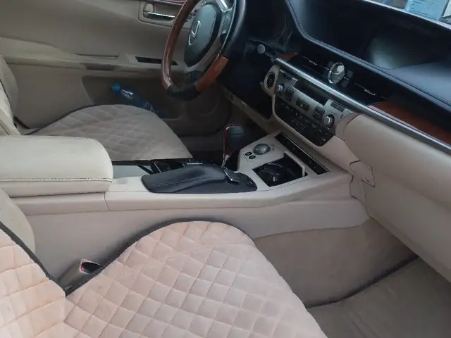 Lexus ES series