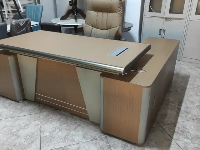 Стол офисный 2х1х75, Душанбе