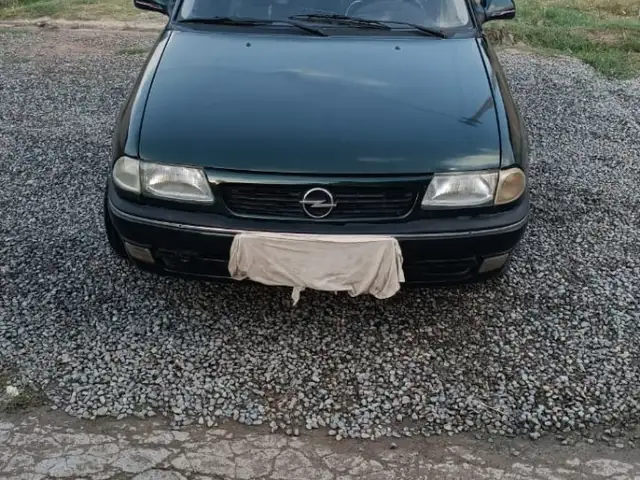 Opel Astra F