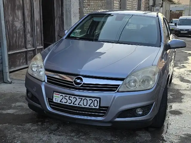 Opel Astra H