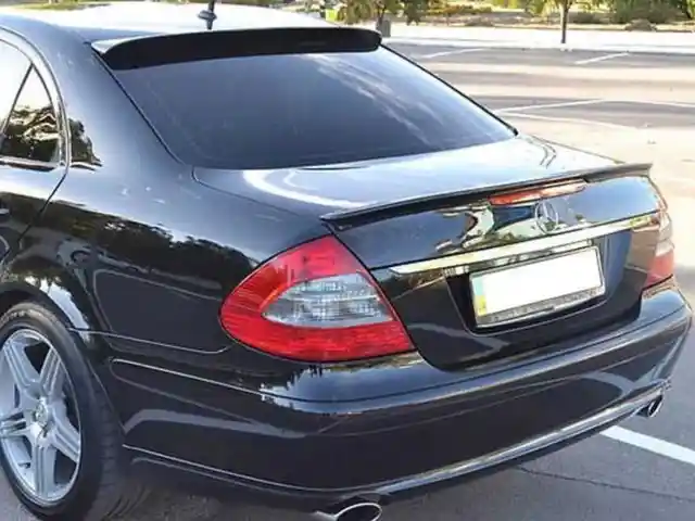 Козырек на задний стекло для Mercedes-Benz W211, Душанбе