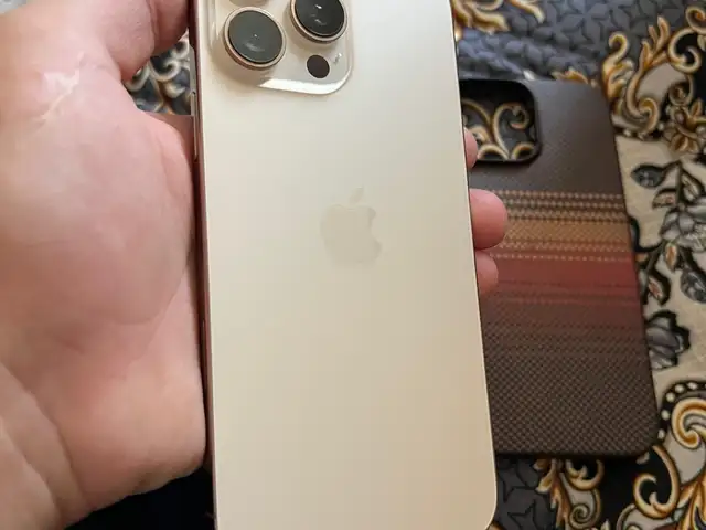 Apple iPhone 16 Pro Max, 256 gb, Natural Titanium, Душанбе