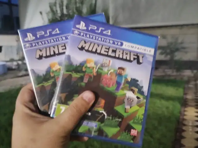 Игра Minecraft Bedrock Edition C поддержкой PS VR для PlayStation 4, Душанбе