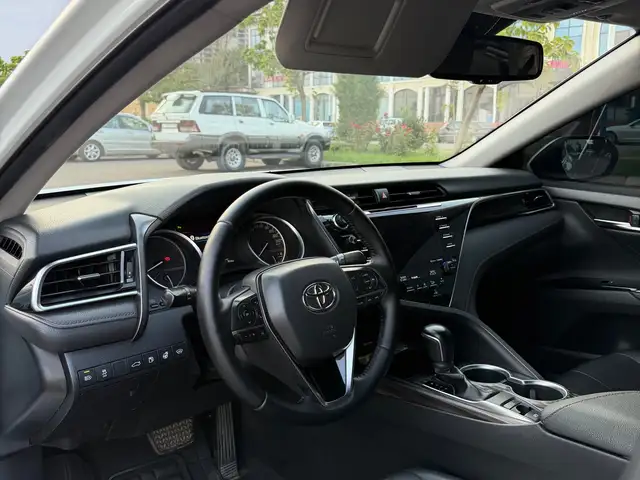 Toyota Camry, 2018, Хуҷанд - 8