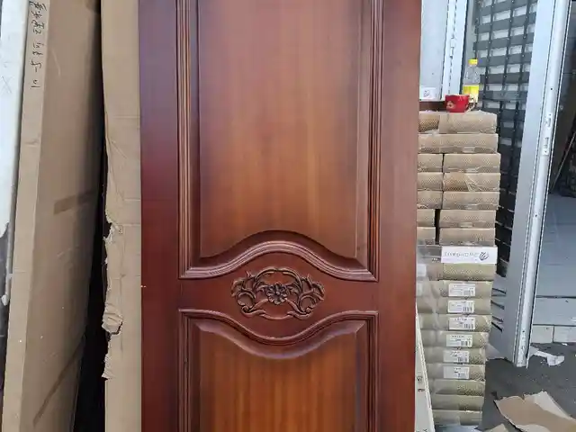 Дверь 220, Душанбе
