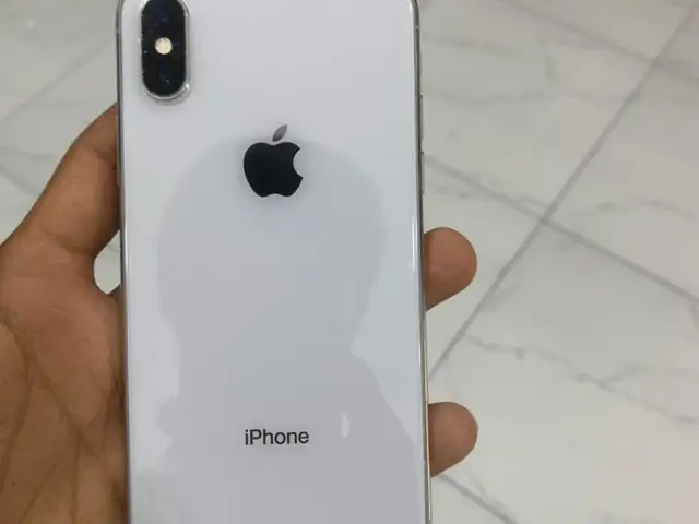 Apple iPhone Xs, 64 gb, Хуҷанд