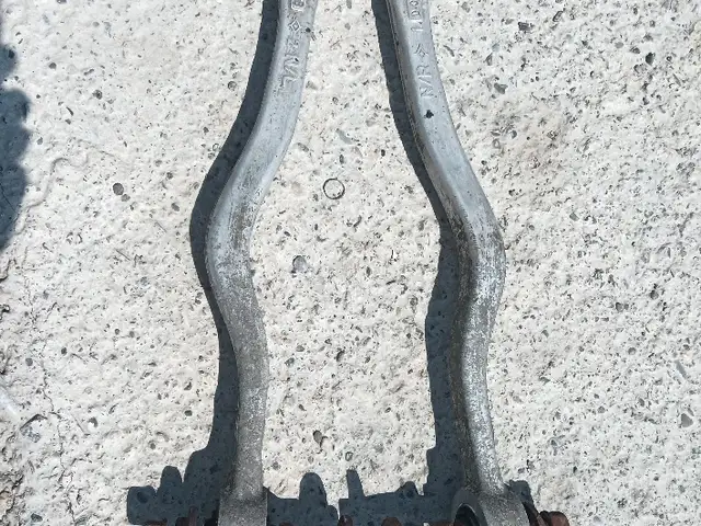 Нижний рычаг Lexus IS.250, Исфара