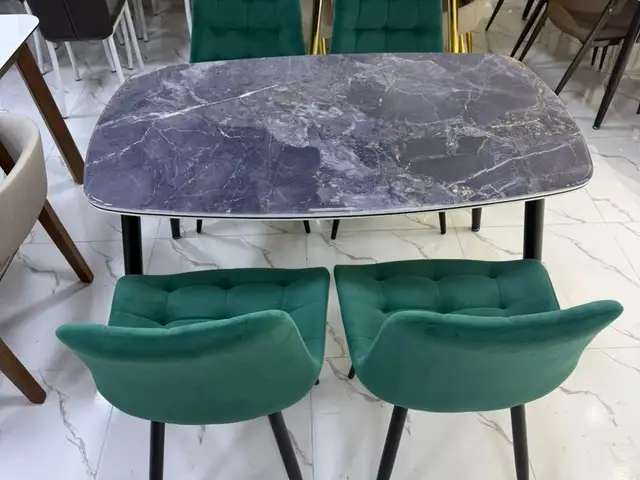 Стол и стулья, Душанбе