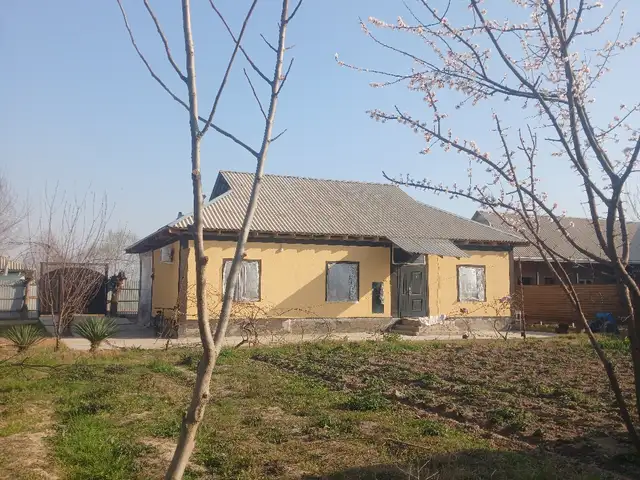 1 этажн. 5-комн. дом, 10 соток, Киров, Бохтар (Курғон-Теппа)