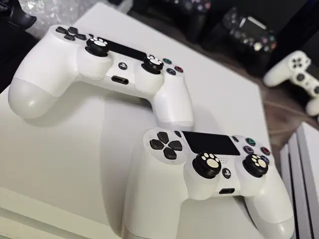 Игровая приставка Sony playstation 4 Pro 1tb, Душанбе
