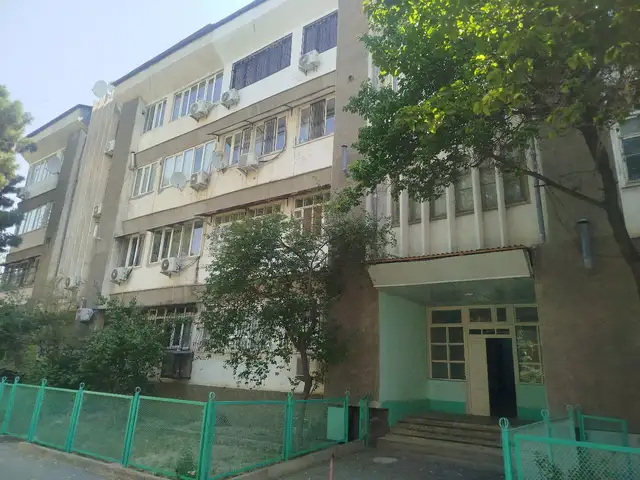 4-комн. квартира, 4 этаж, 97 м², Шарк 84а, Хуҷанд