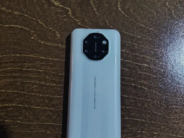 Телефон Nokia, Ҳамадонӣ