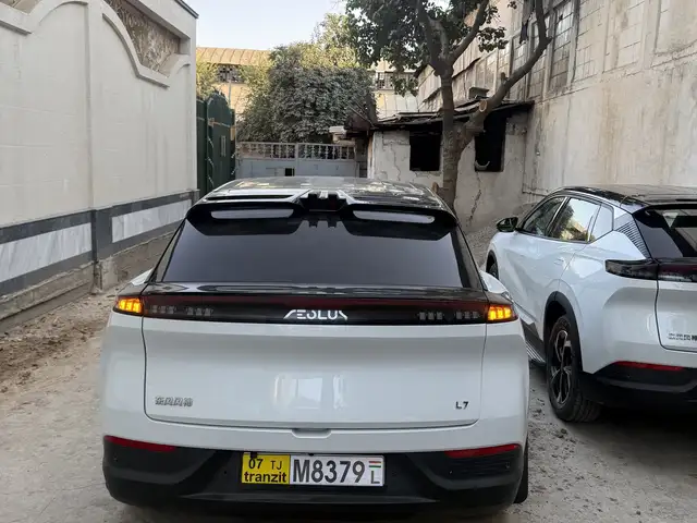Dongfeng L7