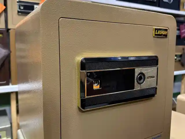 Сейф 35ldnot, Душанбе