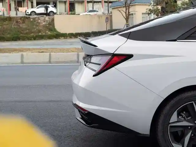 Спойлер на Hyundai Elantra, 2021, Душанбе