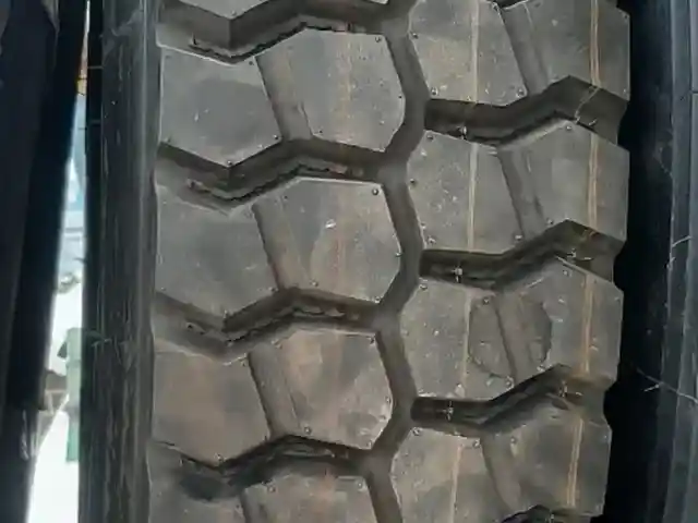 Шины 9.00 R20 399, Душанбе
