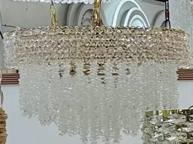 Люстра, Душанбе
