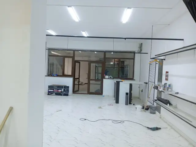Помещение под свободное назначение, 216м², нохияи шохмансур, Душанбе