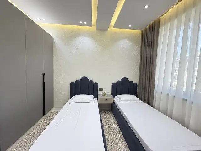 3-комн. квартира, 6 этаж, 93 м², 12 мкр, Хуҷанд - 7