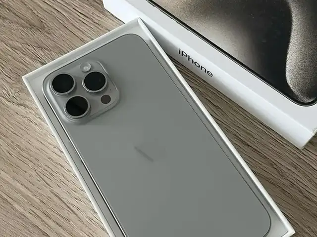 Apple iPhone 15 Pro Max, 256 gb, Natural Titanium, Душанбе