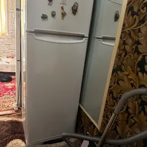 Холодильник Indesit, Душанбе