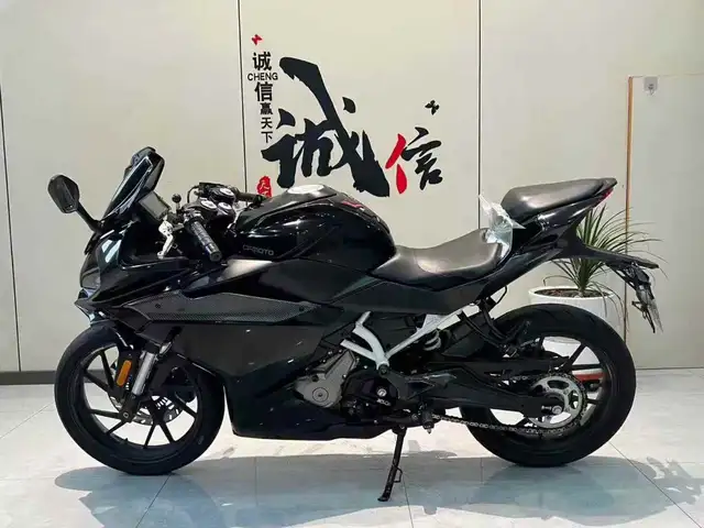 Мотоцикл CFMOTO SR на заказ, Душанбе