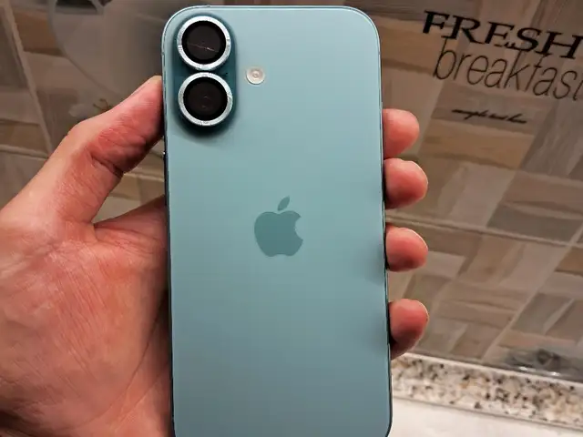 Apple iPhone 16, 128 gb, Teal, Бохтар (Курғон-Теппа)