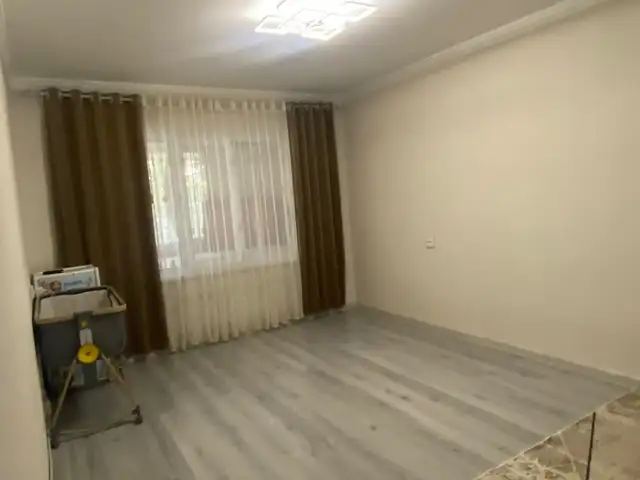 2-комн. квартира, 3 этаж, 52 м², 1мкр, Турсунзаде