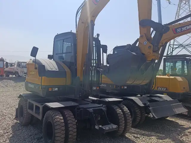 Экскаватори XCMG XE60WGA, Душанбе - 2